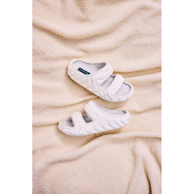 Crocs™ Classic Cozzzy Overpuff Sandal White