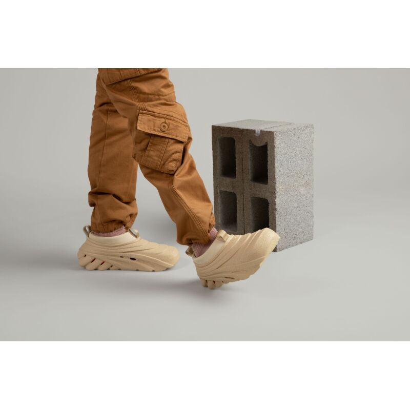 Crocs™ ECHO SAND STORM Sesame