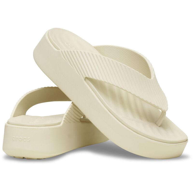 Crocs™ Getaway Groove Platform Flip Sandstone
