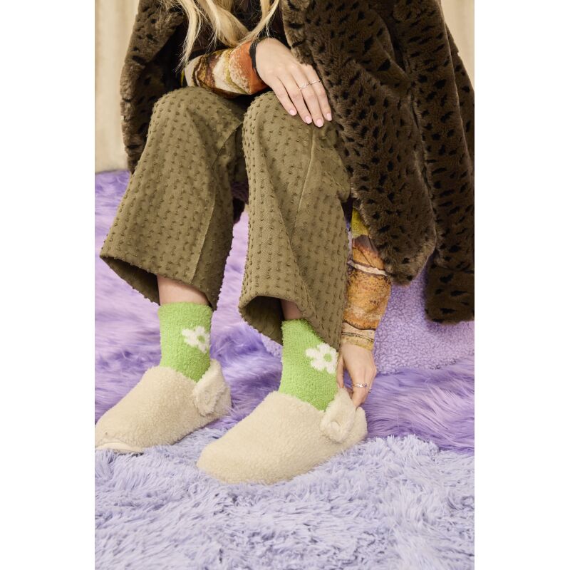 Crocs™ Classic Cozzzy Slipper Stucco